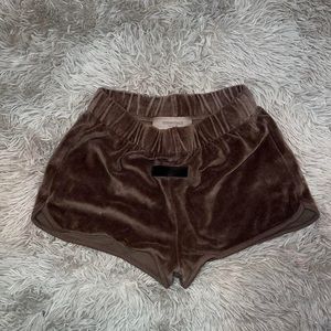 essentials FOG velour shorts